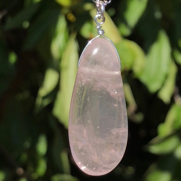 Genuine Rose Quartz Pendant Necklace! - Picture 2 of 5
